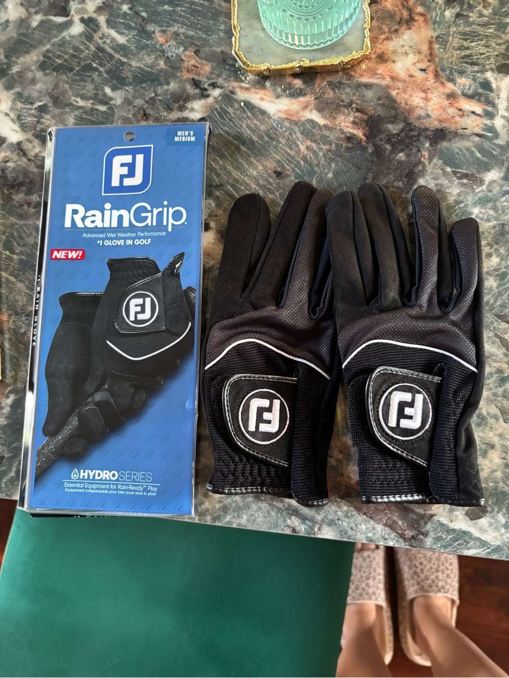 FootJoy Black RainGrip Men's Golf Gloves -TWO gloves for JUST theRIGHT hand- NWT